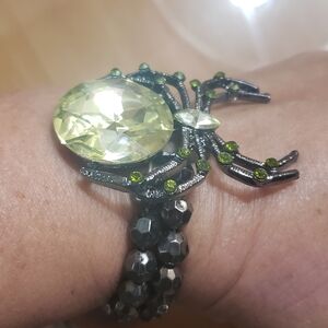 Spider stretch bracelet